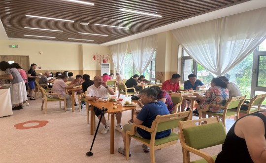 2024年8月10日，养老公司“亲亲邻里食堂”盛大开业_副本.jpg