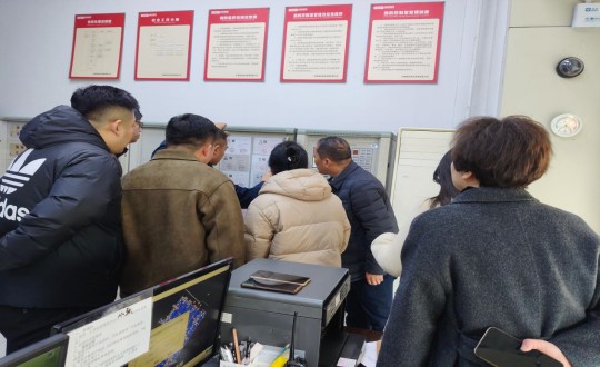 13.长春市向阳区住建局组织物业办工作人员走进长影世纪村幼区互换进建_副本.jpg